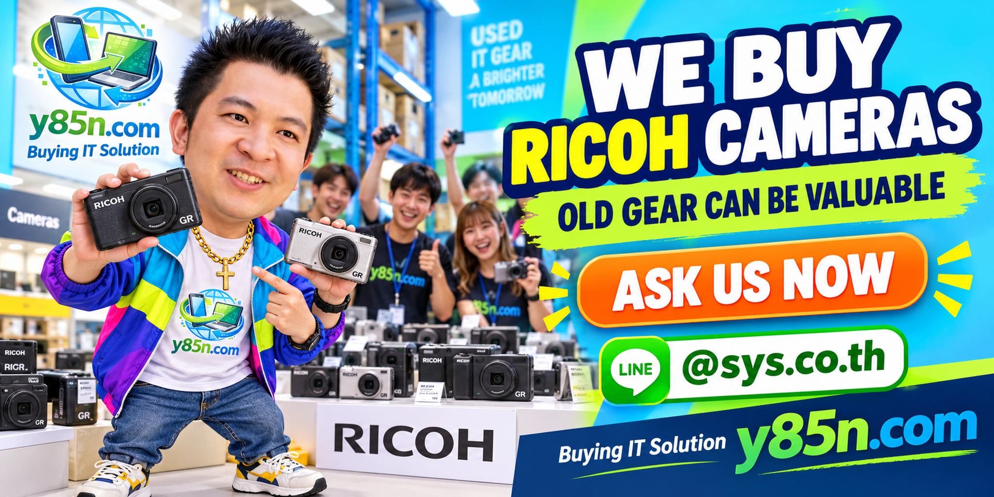 Busy Y85N.com camera warehouse showing a professional Ricoh camera buying service in Thailand